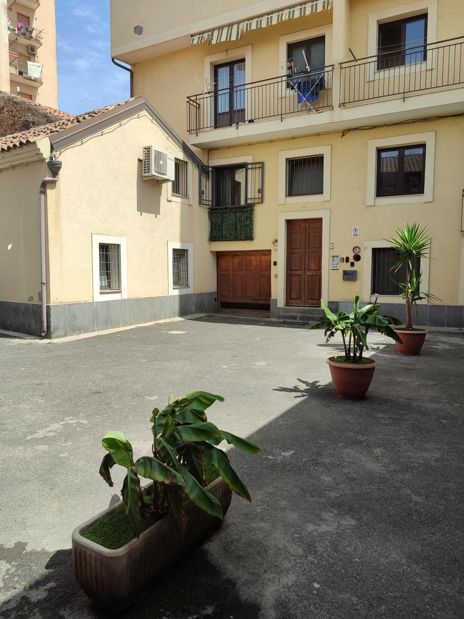 Le Case Del Cortile カターニア エクステリア 写真